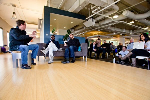 The Internet of Tweets